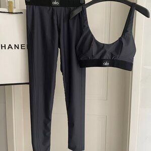 Alo Yoga Backless Bra + High-Waisted Leggings Fitness Two-Piece Set, Size M